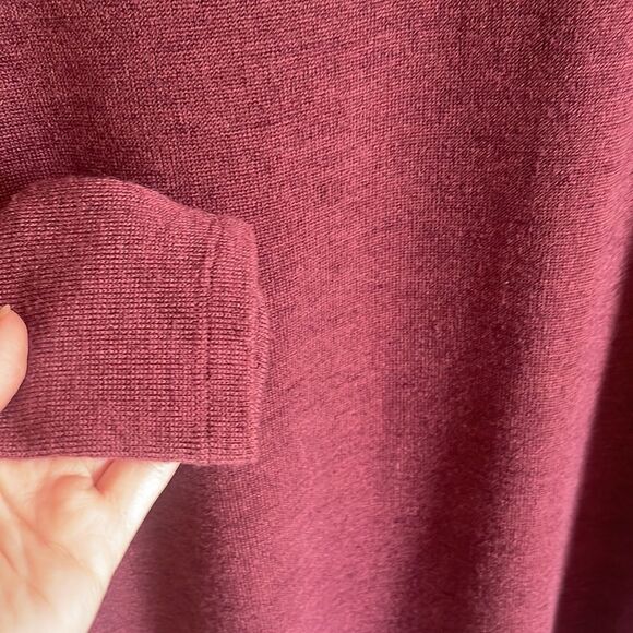 Aritzia Wilfred Maroon V Neck Sweater Asymmetrical XS - Picture 4 of 4
